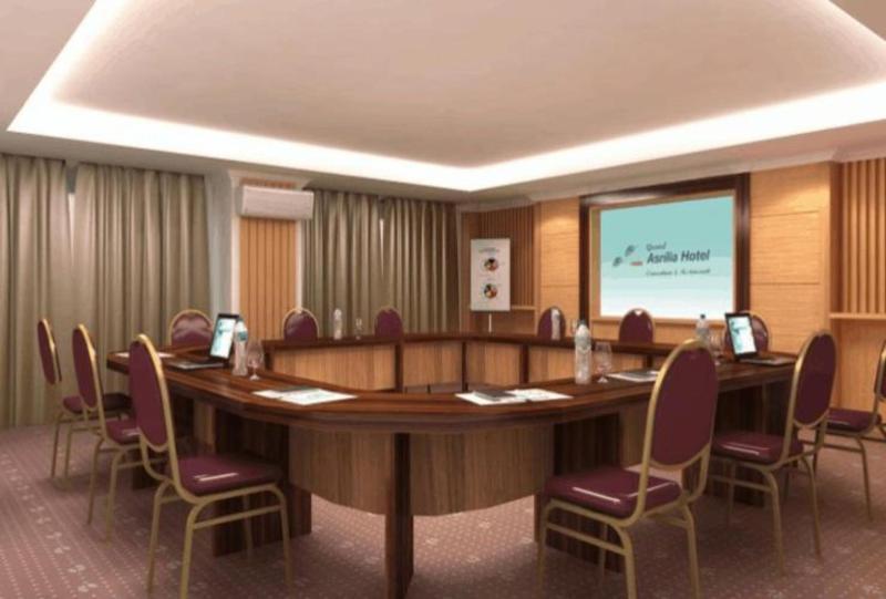 Grand Asrilia Hotel Bandung Exterior photo