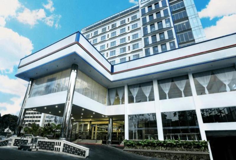 Grand Asrilia Hotel Bandung Exterior photo