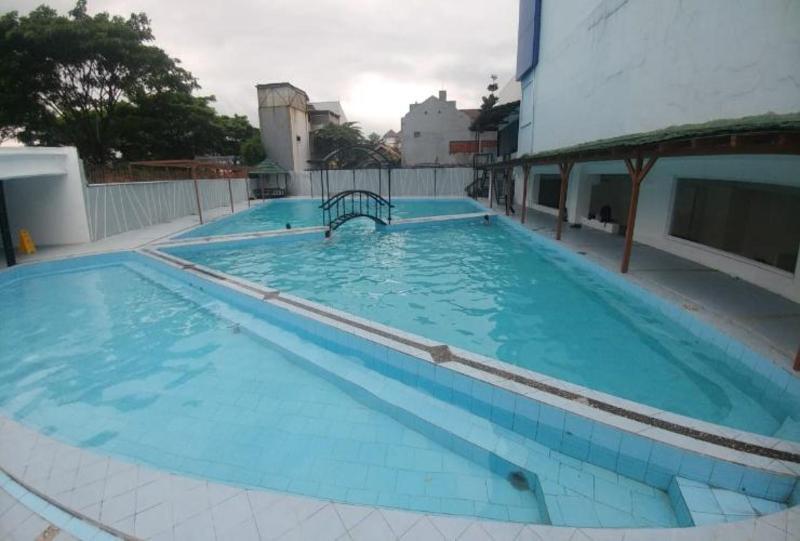 Grand Asrilia Hotel Bandung Exterior photo